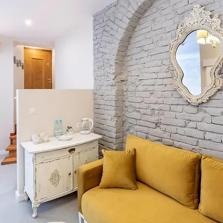 Zakatna Apartment Tarnau