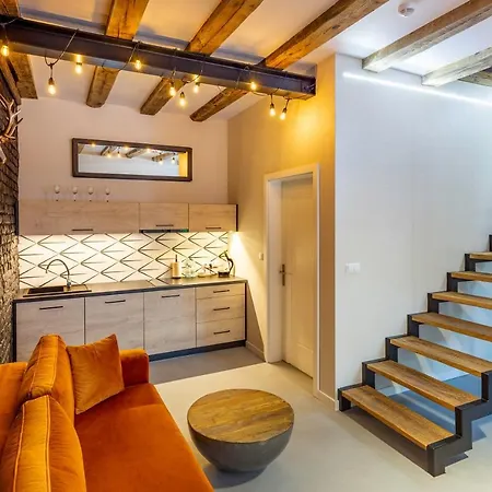 Zakatna Apartment *
