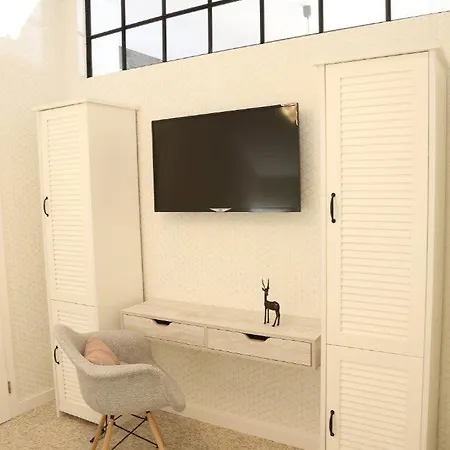 Apartment Zakatna 3*