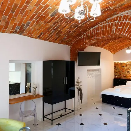 Zakatna Apartment Tarnau