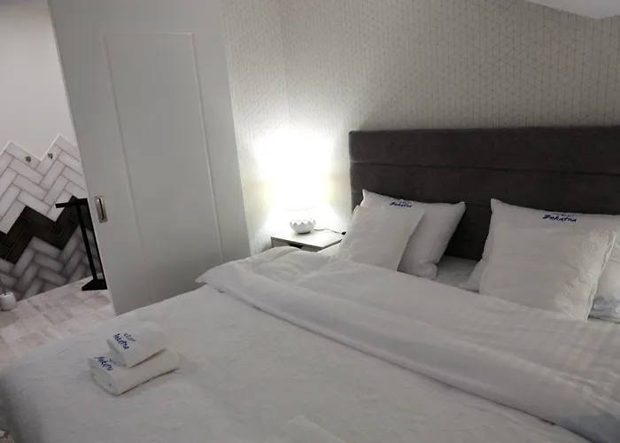 Zakatna 3* טארנאו